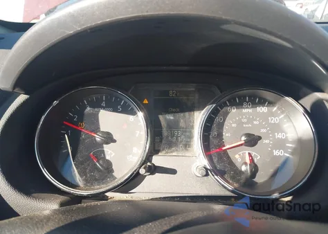 2014 Nissan Rogue Select S z USA, uszkodzony, nr VIN JN8AS5MT5EW601641